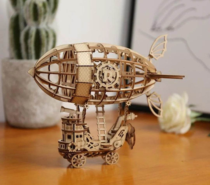 Air Ship Wooden Model Kit - House of Cards