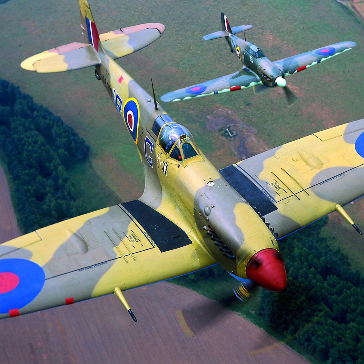 Planes Greetings Card - House of Cards