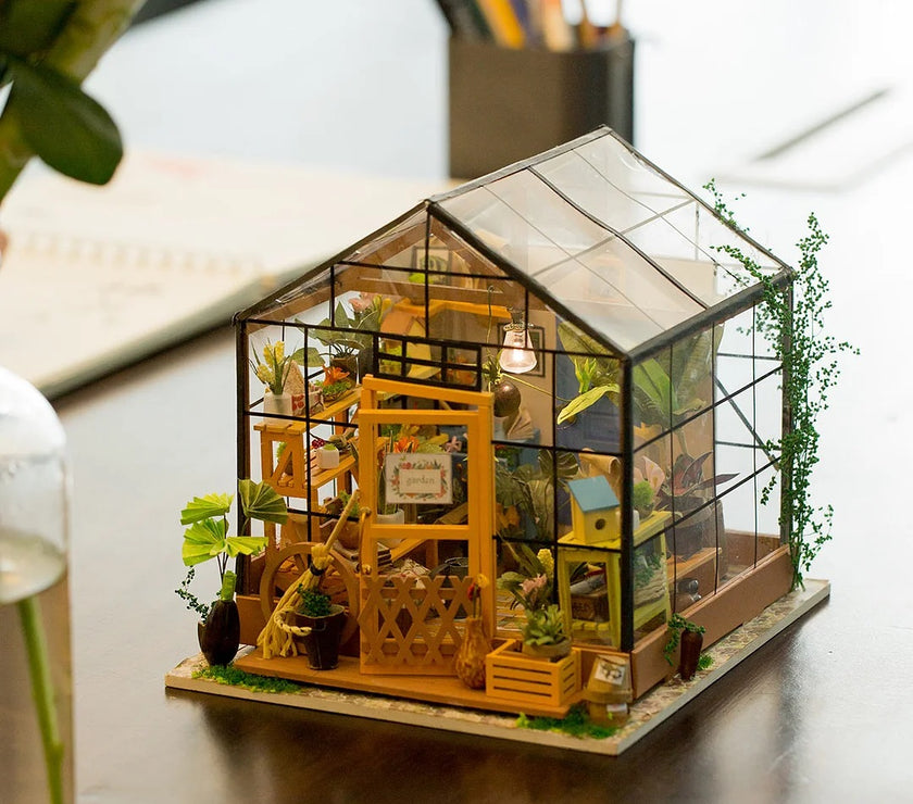 Cathy's Flower House Miniature Dollhouse Kit